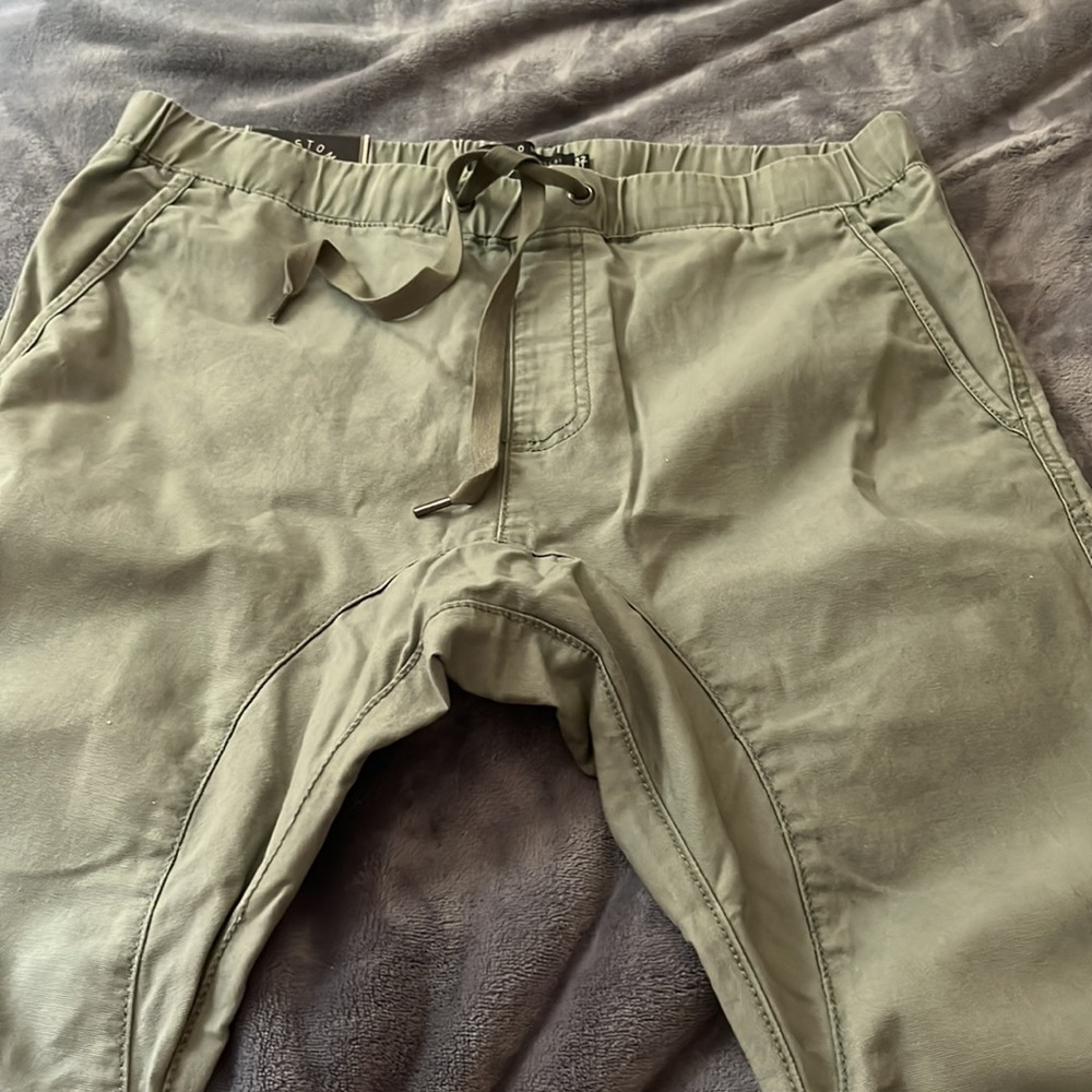 Pants - Picture 3 of 5